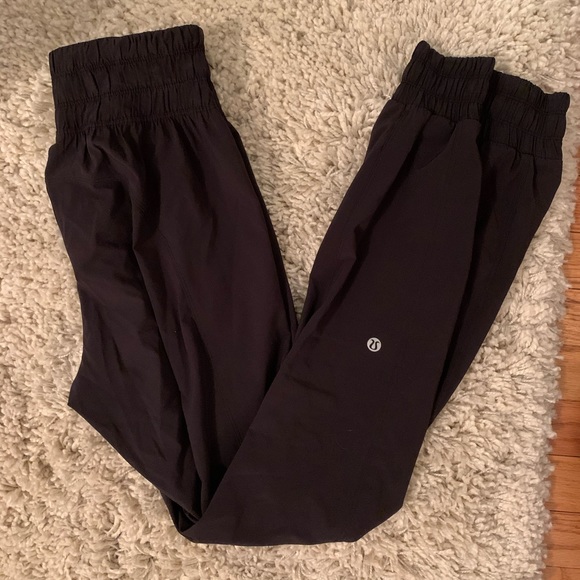 Lululemon Freshly Jogger 29” - Picture 4 of 9